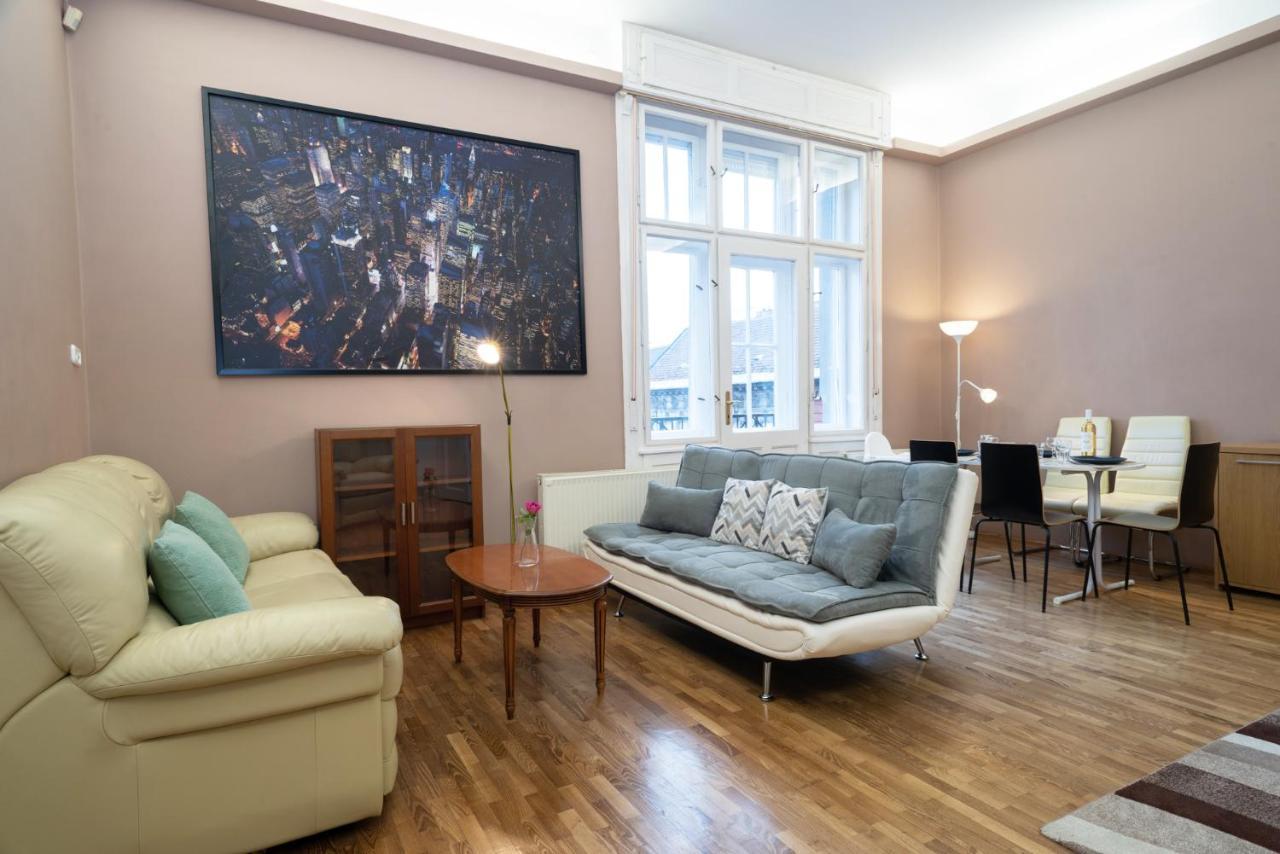 Kiraly Central Apartment With Free Parking And Ac Budapest Bagian luar foto